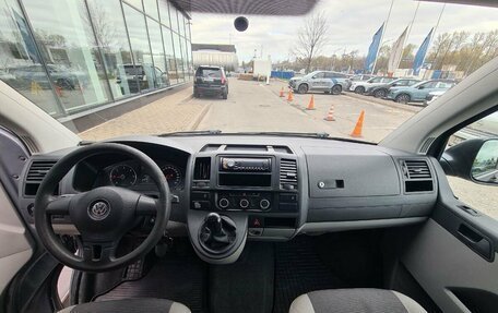 Volkswagen Transporter T5 рестайлинг, 2014 год, 1 298 000 рублей, 11 фотография