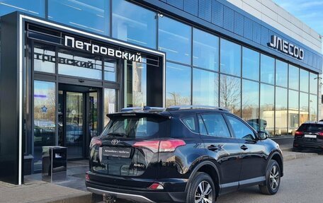 Toyota RAV4, 2019 год, 2 398 000 рублей, 6 фотография
