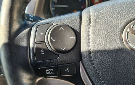 Toyota RAV4, 2019 год, 2 398 000 рублей, 10 фотография