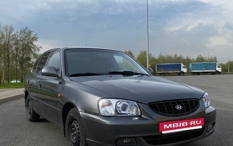Hyundai Accent II, 2004 год, 450 000 рублей, 3 фотография