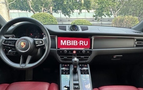 Porsche Macan I рестайлинг, 2022 год, 4 750 000 рублей, 7 фотография
