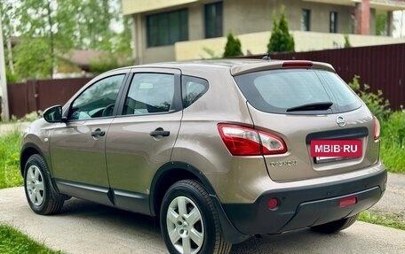 Nissan Qashqai, 2011 год, 920 000 рублей, 3 фотография