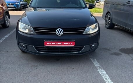 Volkswagen Jetta VI, 2014 год, 730 000 рублей, 4 фотография