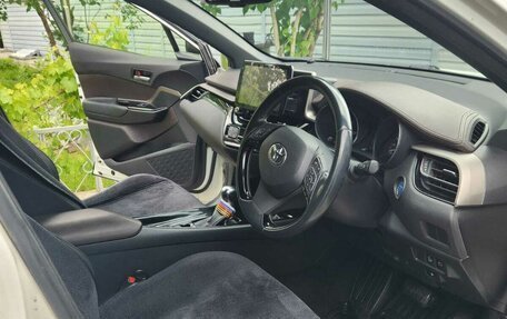 Toyota C-HR I рестайлинг, 2019 год, 2 150 000 рублей, 3 фотография
