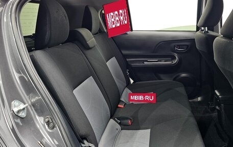 Toyota Prius c I, 2019 год, 1 570 000 рублей, 11 фотография