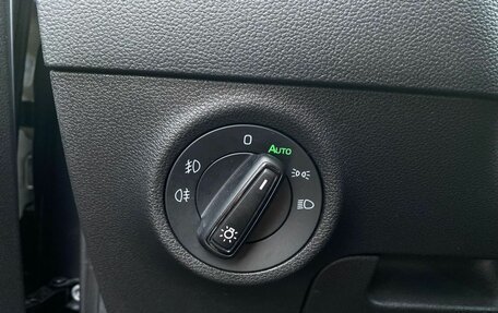 Skoda Karoq I, 2021 год, 2 195 000 рублей, 21 фотография
