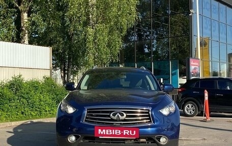 Infiniti FX II, 2012 год, 1 730 000 рублей, 3 фотография