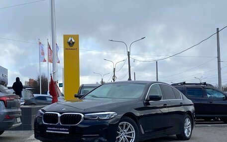 BMW 5 серия, 2021 год, 3 300 000 рублей, 4 фотография