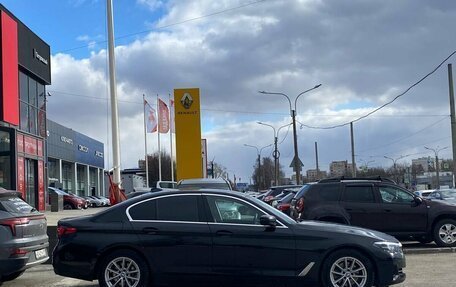 BMW 5 серия, 2021 год, 3 300 000 рублей, 9 фотография