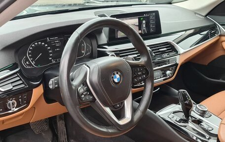 BMW 5 серия, 2021 год, 3 300 000 рублей, 22 фотография