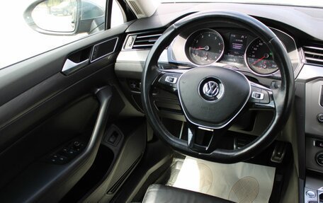 Volkswagen Passat B8 рестайлинг, 2017 год, 2 590 000 рублей, 17 фотография