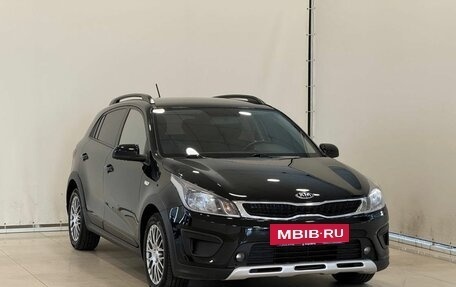 KIA Rio IV, 2018 год, 1 420 000 рублей, 2 фотография