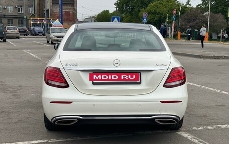 Mercedes-Benz E-Класс, 2018 год, 3 590 000 рублей, 5 фотография