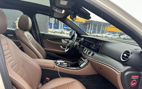 Mercedes-Benz E-Класс, 2018 год, 3 590 000 рублей, 17 фотография