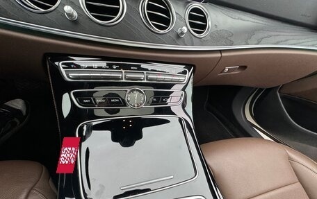 Mercedes-Benz E-Класс, 2018 год, 3 590 000 рублей, 11 фотография