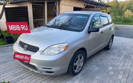 Toyota Matrix, 2003 год, 585 000 рублей, 7 фотография