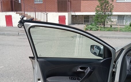 Volkswagen Polo VI (EU Market), 2012 год, 750 000 рублей, 9 фотография