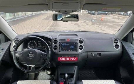 Volkswagen Tiguan I, 2011 год, 958 000 рублей, 11 фотография