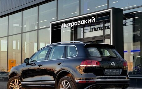 Volkswagen Touareg III, 2016 год, 2 777 000 рублей, 6 фотография