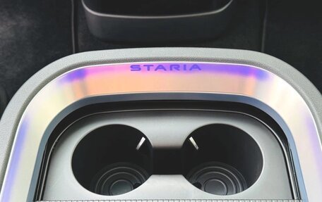 Hyundai Staria, 2024 год, 4 600 000 рублей, 18 фотография