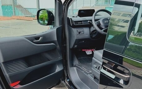 Hyundai Staria, 2024 год, 4 600 000 рублей, 12 фотография