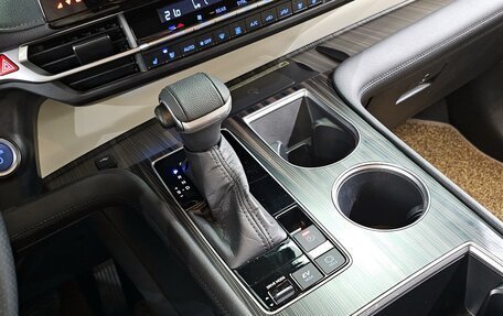 Toyota Sienna, 2021 год, 3 700 000 рублей, 11 фотография