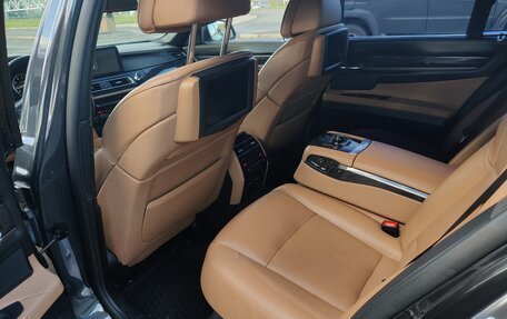 BMW 7 серия, 2010 год, 1 700 000 рублей, 16 фотография