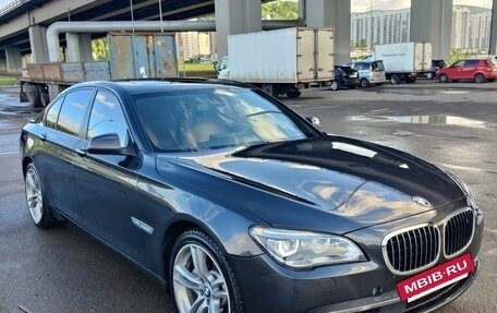 BMW 7 серия, 2010 год, 1 700 000 рублей, 3 фотография