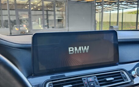 BMW 7 серия, 2010 год, 1 700 000 рублей, 19 фотография