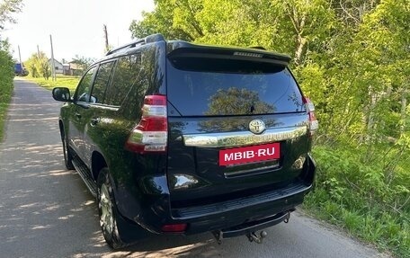 Toyota Land Cruiser Prado 150 рестайлинг 2, 2015 год, 3 300 000 рублей, 8 фотография