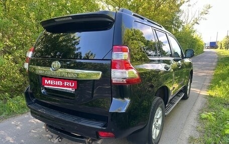 Toyota Land Cruiser Prado 150 рестайлинг 2, 2015 год, 3 300 000 рублей, 7 фотография