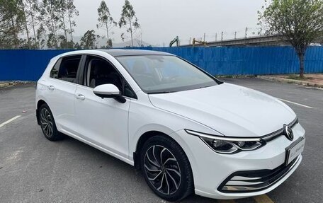 Volkswagen Golf VIII, 2021 год, 1 400 000 рублей, 3 фотография