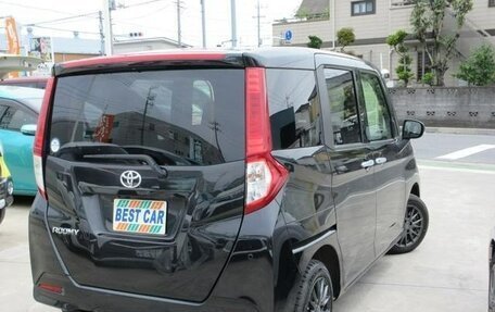 Toyota Roomy I, 2022 год, 895 000 рублей, 2 фотография