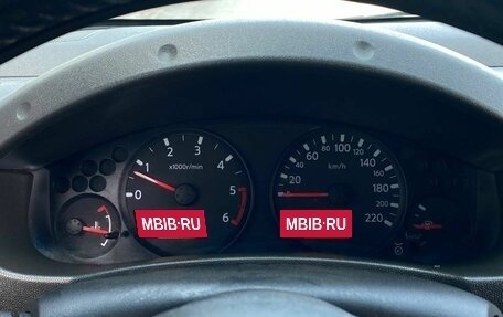 Nissan Navara (Frontier), 2007 год, 850 000 рублей, 19 фотография