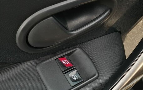 Renault Sandero II рестайлинг, 2017 год, 920 000 рублей, 14 фотография