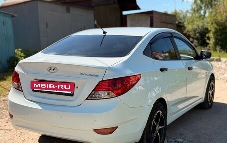 Hyundai Solaris II рестайлинг, 2011 год, 740 000 рублей, 5 фотография
