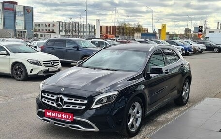 Mercedes-Benz GLA, 2018 год, 2 395 000 рублей, 3 фотография