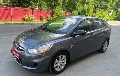 Hyundai Solaris II рестайлинг, 2011 год, 595 000 рублей, 1 фотография