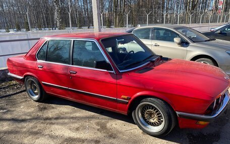 BMW 5 серия, 1986 год, 570 000 рублей, 5 фотография