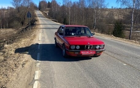 BMW 5 серия, 1986 год, 570 000 рублей, 6 фотография