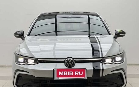 Volkswagen Golf VIII, 2021 год, 1 940 000 рублей, 3 фотография