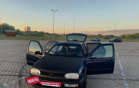 Volkswagen Golf III, 1994 год, 240 000 рублей, 2 фотография