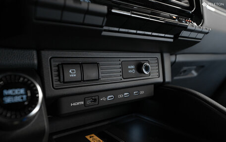 Toyota Land Cruiser Prado, 2024 год, 8 890 000 рублей, 24 фотография