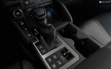Toyota Land Cruiser Prado, 2024 год, 8 890 000 рублей, 22 фотография