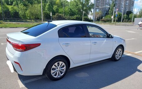 KIA Rio IV, 2017 год, 1 545 000 рублей, 4 фотография
