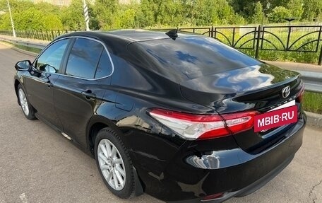 Toyota Camry, 2021 год, 2 999 999 рублей, 2 фотография