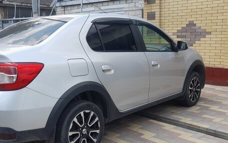 Renault Logan II, 2019 год, 815 000 рублей, 2 фотография