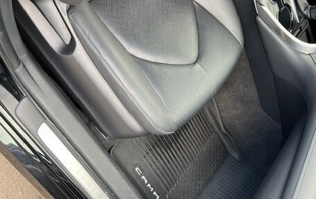 Toyota Camry, 2021 год, 2 999 999 рублей, 7 фотография
