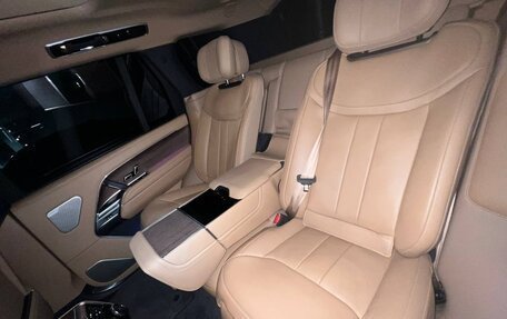 Land Rover Range Rover IV рестайлинг, 2022 год, 19 900 000 рублей, 8 фотография