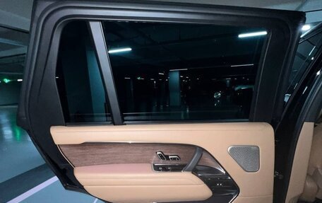 Land Rover Range Rover IV рестайлинг, 2022 год, 19 900 000 рублей, 9 фотография